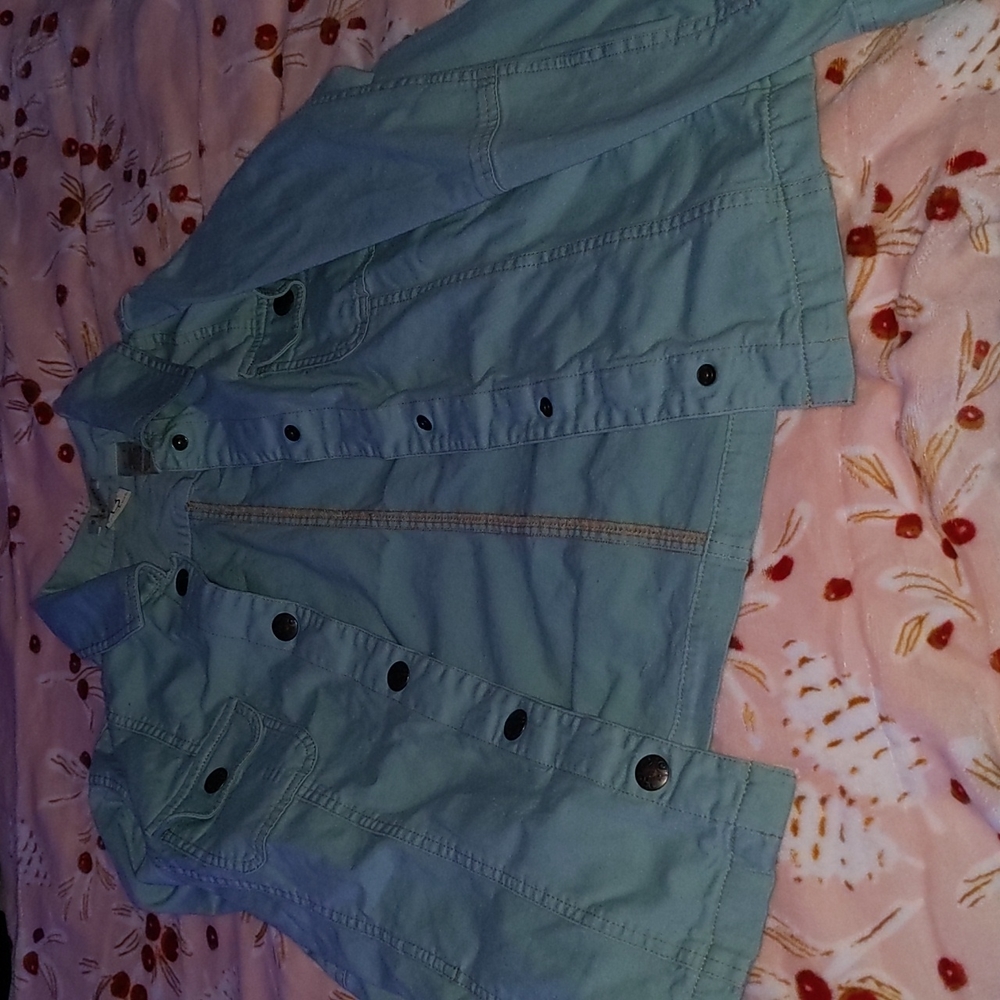 Mint jean jacket (like new)
